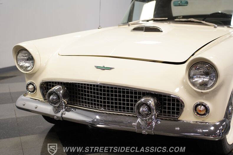 1956 Ford Thunderbird