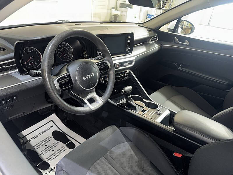 2022 Kia K5