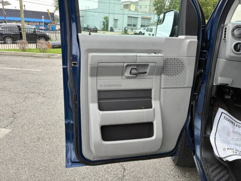 2010 Ford E-Series