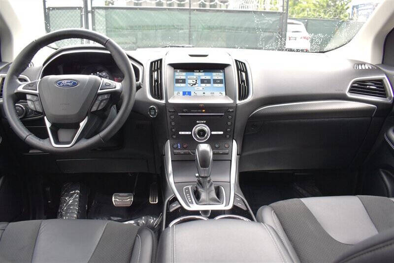 2018 Ford Edge Sport