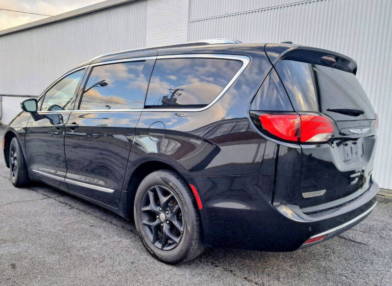 2020 Chrysler Pacifica Limited