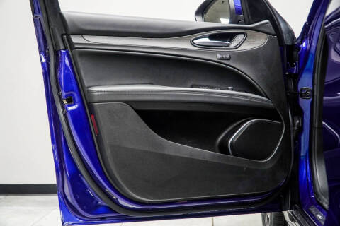 2022 Alfa Romeo Stelvio Ti