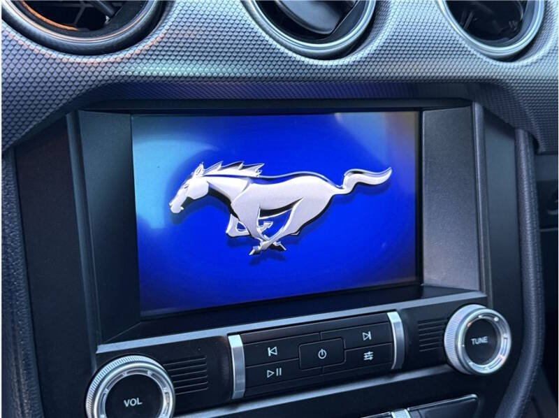 2020 Ford Mustang