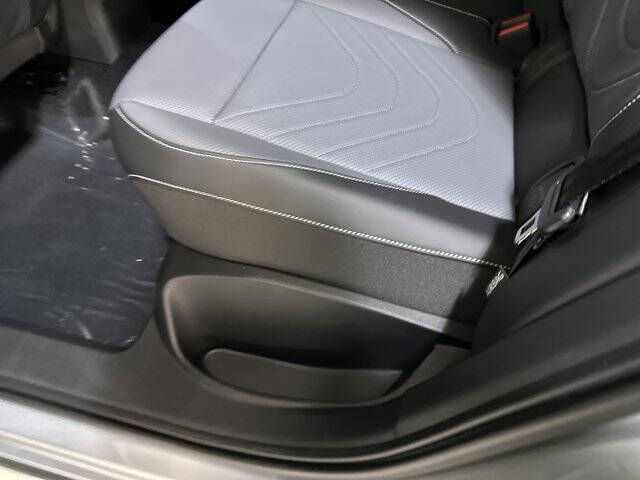 2025 Volkswagen Tiguan SE 4Motion