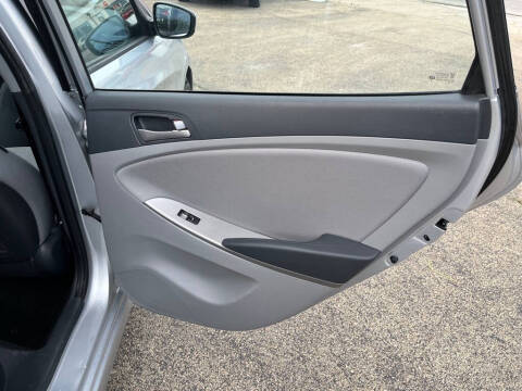 2015 Hyundai Accent GLS