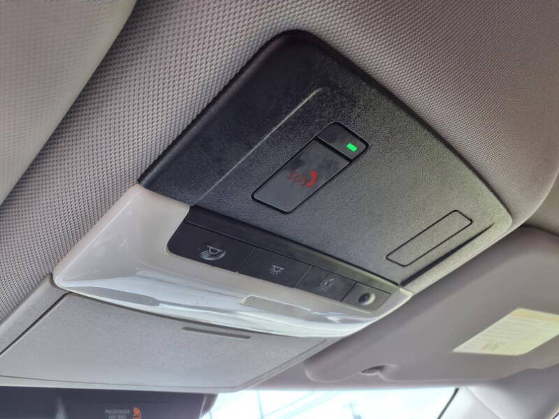 2024 Mitsubishi Outlander ES