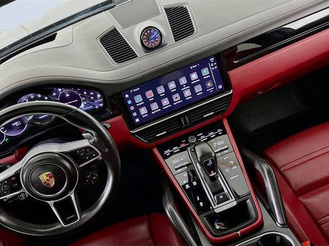 2022 Porsche Cayenne