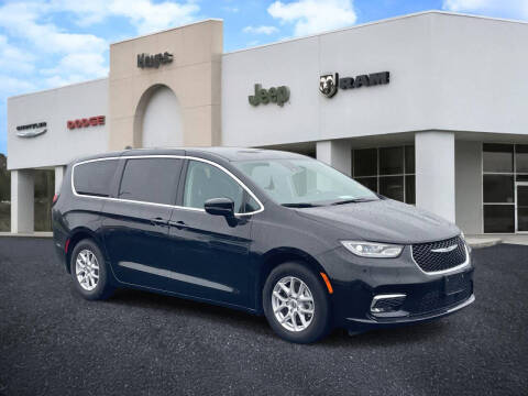 2024 Chrysler Pacifica for sale at Hayes Chrysler Dodge Jeep of Baldwin in Alto GA