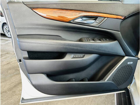 2015 Cadillac Escalade ESV Premium