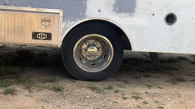 2012 Isuzu NPR GAS REG