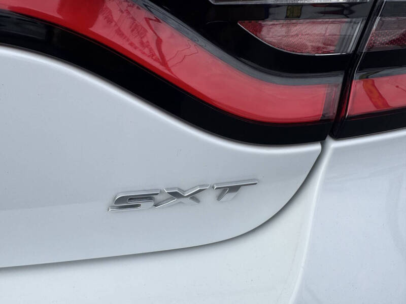 2015 Dodge Charger SXT