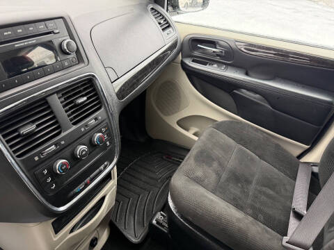 2015 Dodge Grand Caravan American Value Package