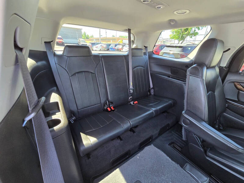 2016 GMC Acadia Denali