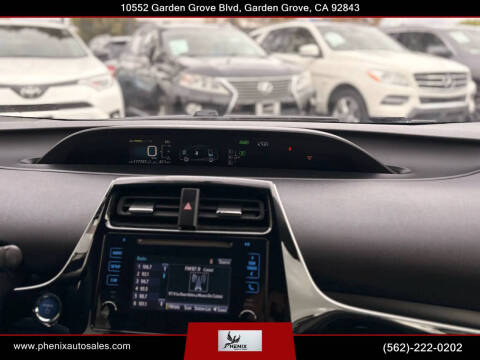 2016 Toyota Prius Two