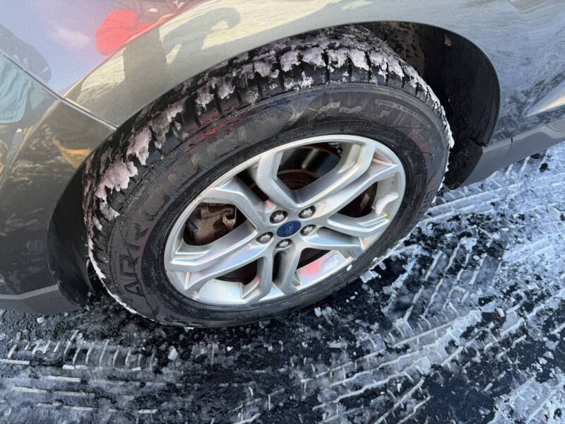 2017 Ford Edge Titanium