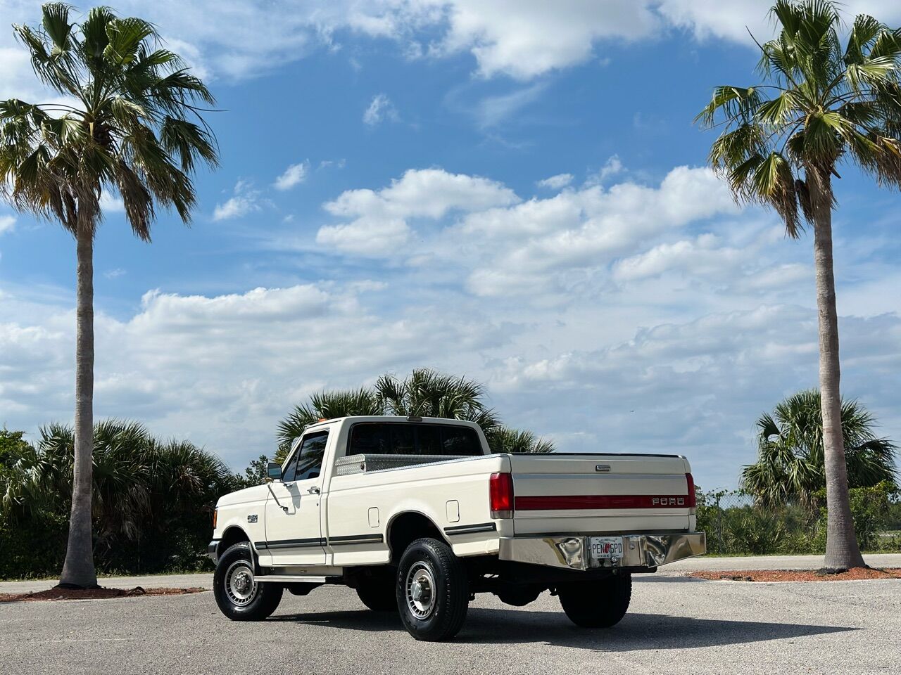 1990 Ford F-250 64