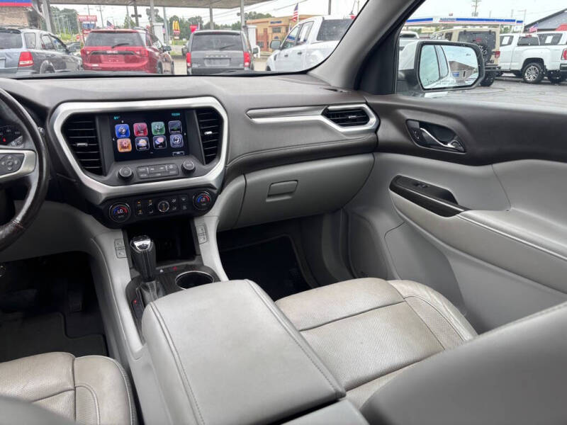 2017 GMC Acadia SLT-1