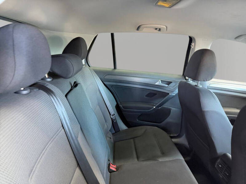 2019 Volkswagen e-Golf SE
