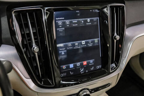 2019 Volvo S60 T5 Momentum