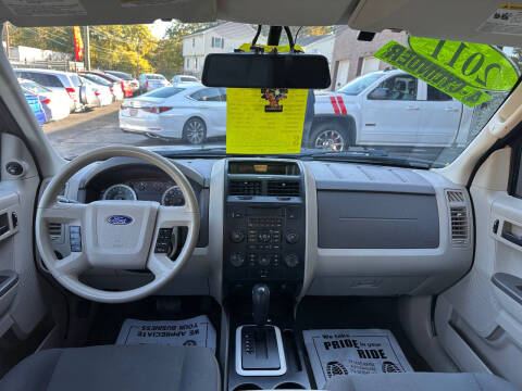 2011 Ford Escape XLS