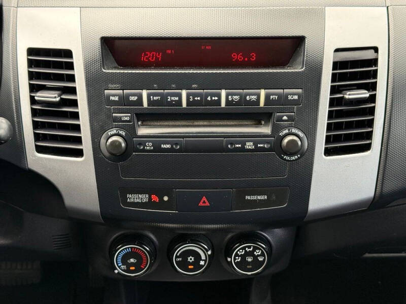 2010 Mitsubishi Outlander ES