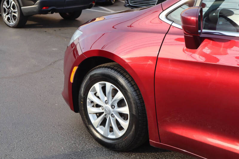2019 Chrysler Pacifica Touring Plus