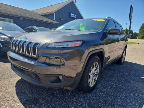 2016 Jeep Cherokee for sale at Hwy 13 Motors in Wisconsin Dells WI