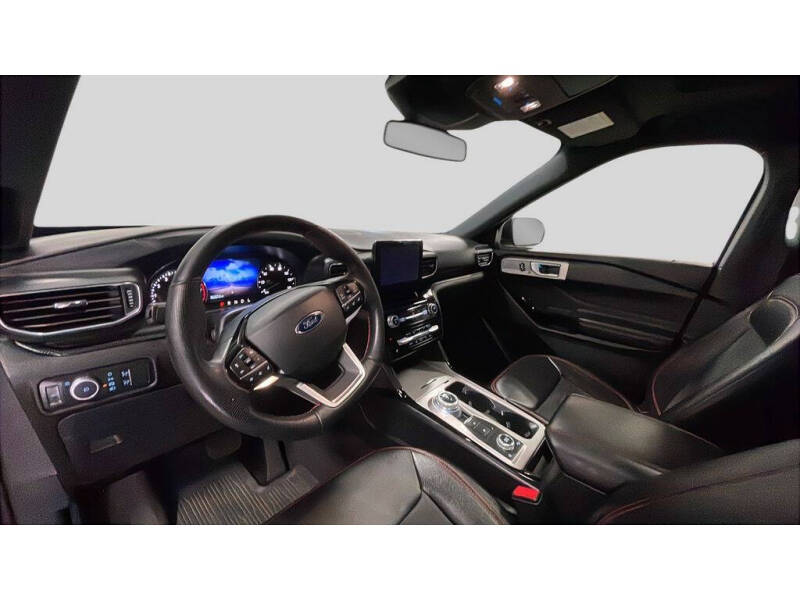 2022 Ford Explorer ST-Line