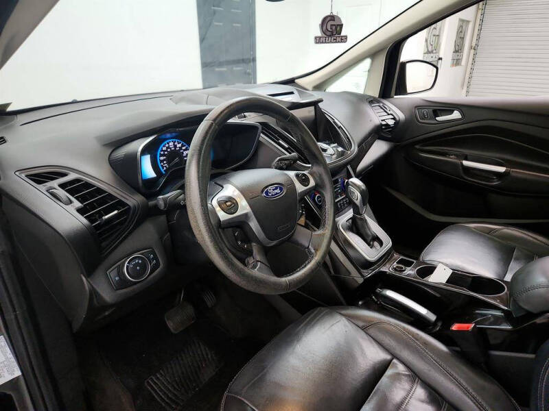 2017 Ford C-MAX Hybrid Titanium