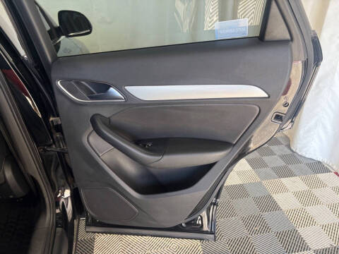 2016 Audi Q3 2.0T quattro Premium Plus