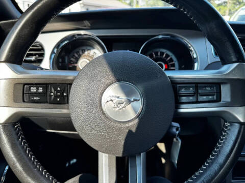 2013 Ford Mustang V6 Premium