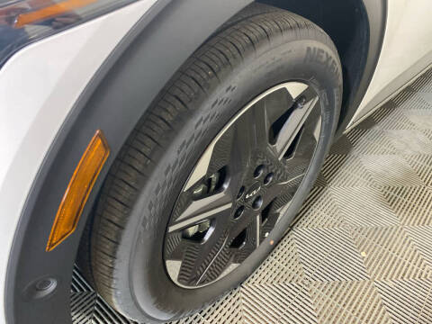 2025 Kia EV6 Light Long Range