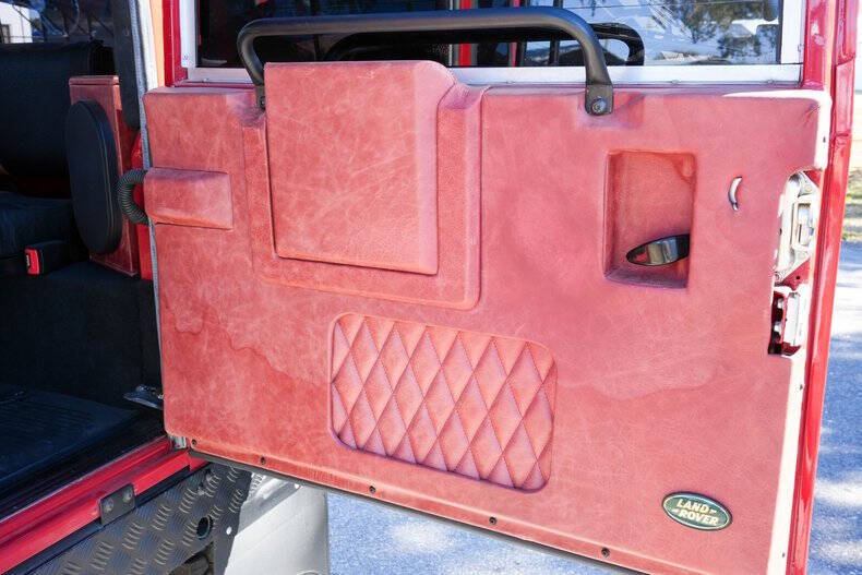 1991 Land Rover Defender