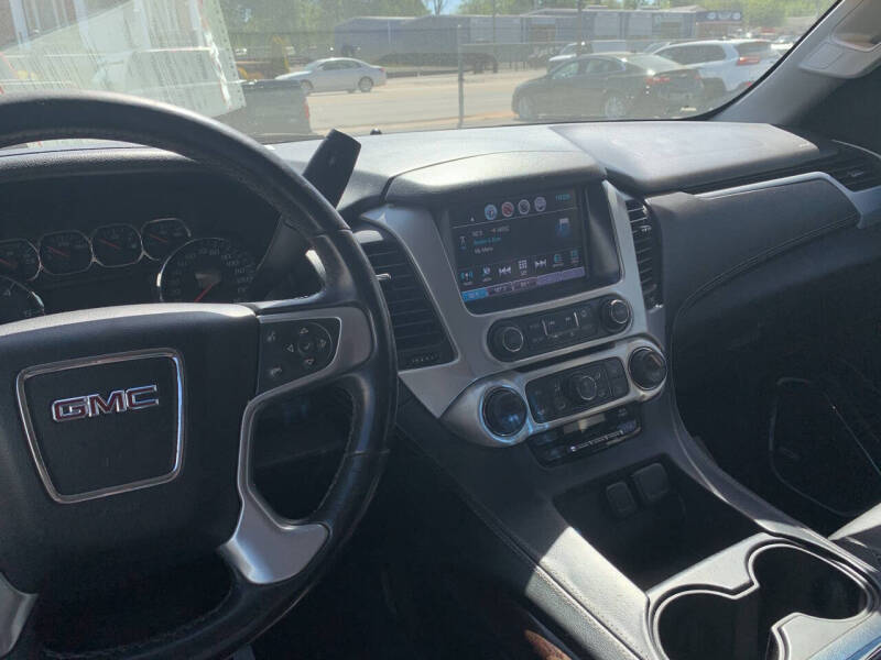 2017 GMC Yukon SLE