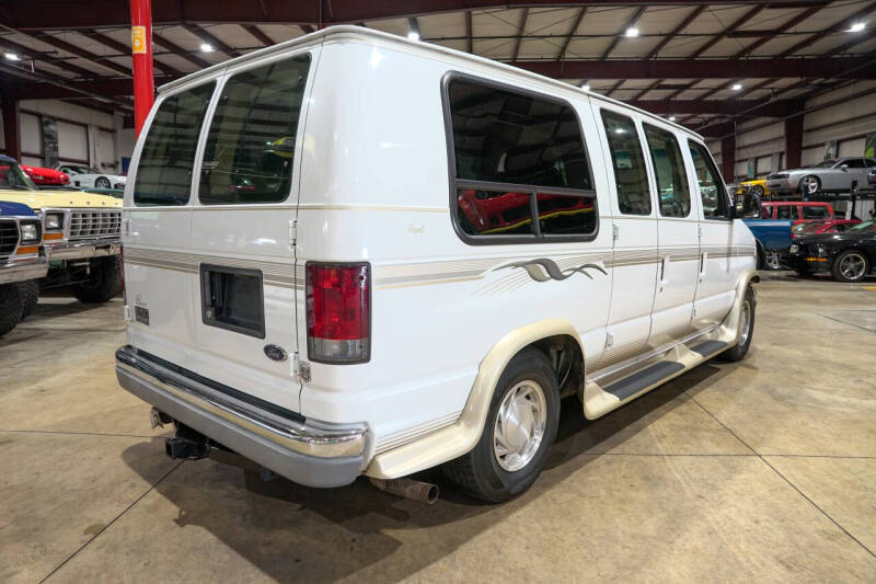 2002 Ford E-Series E-150
