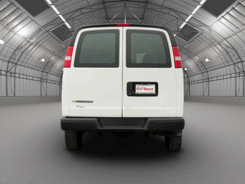 2021 Chevrolet Express 2500