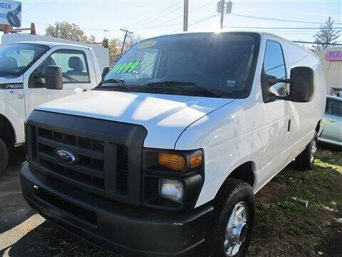 2014 Ford E-Series for sale at ARGENT MOTORS in South Hackensack NJ
