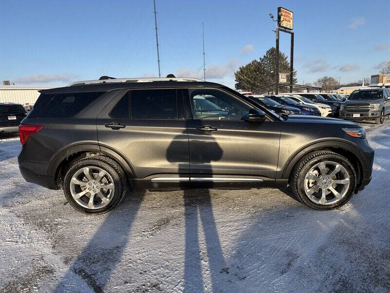 2020 Ford Explorer Platinum
