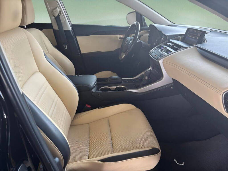 2015 Lexus NX 200t