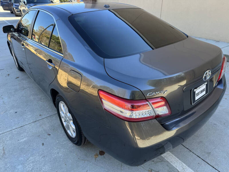 2011 Toyota Camry LE