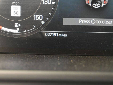 2023 Land Rover Defender 90 V8