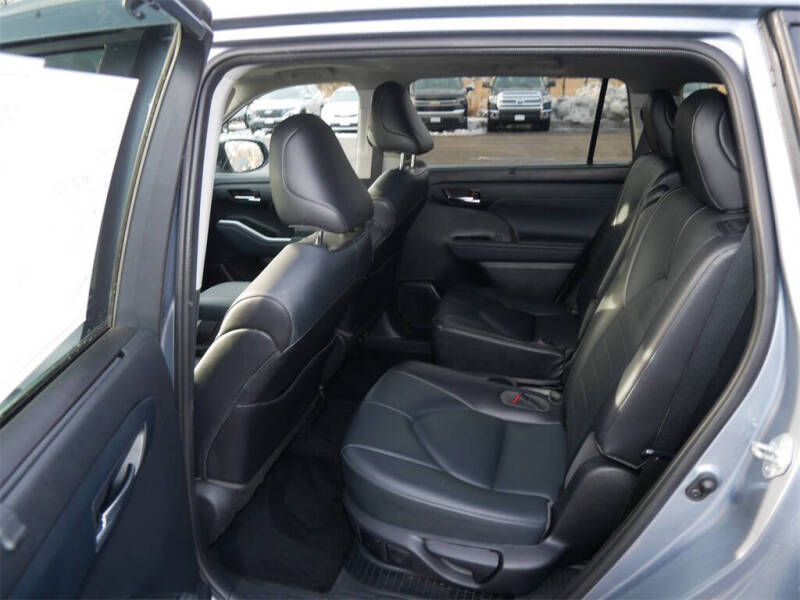 2021 Toyota Highlander Hybrid XLE