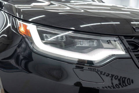 2023 Land Rover Discovery P300 S R-Dynamic