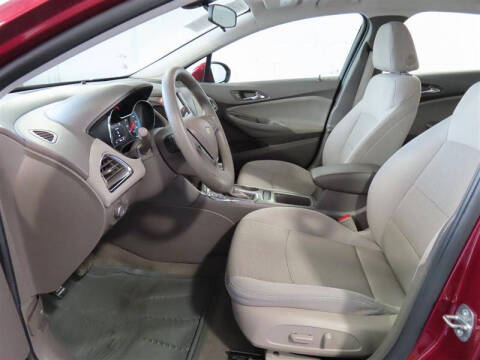 2017 Chevrolet Cruze LT Auto