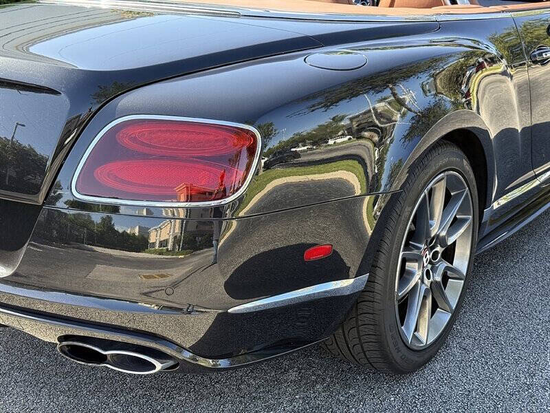2015 Bentley Continental 14