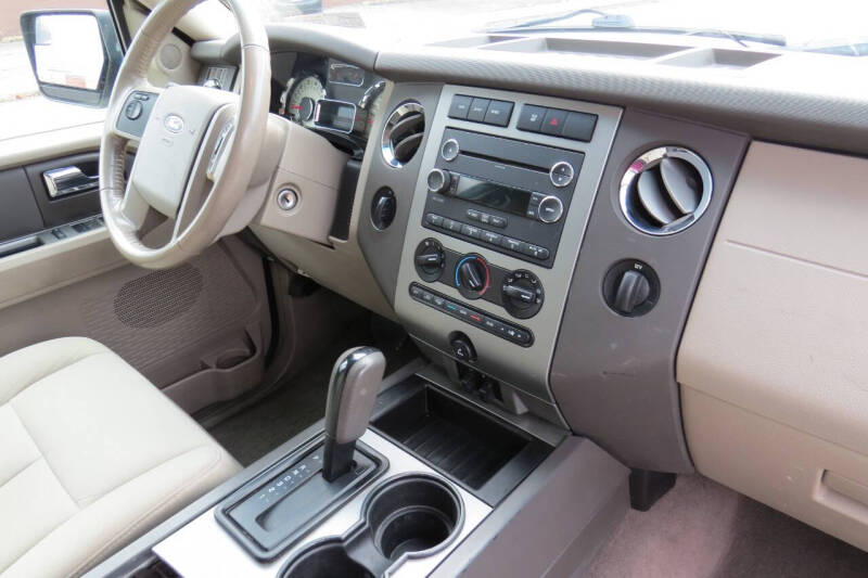 2014 Ford Expedition XLT