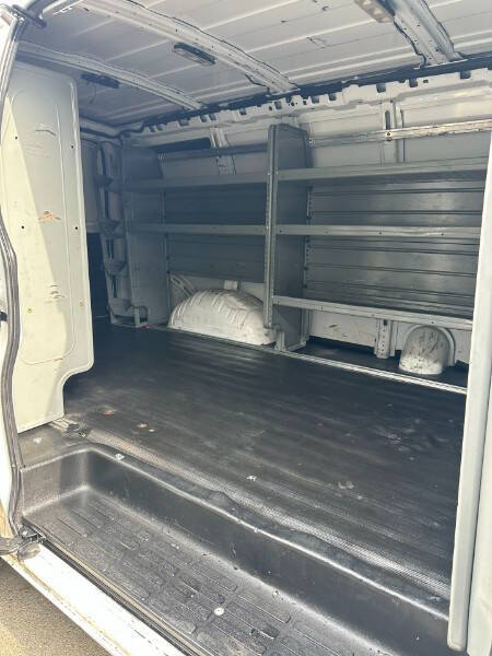 2019 Chevrolet Express 2500