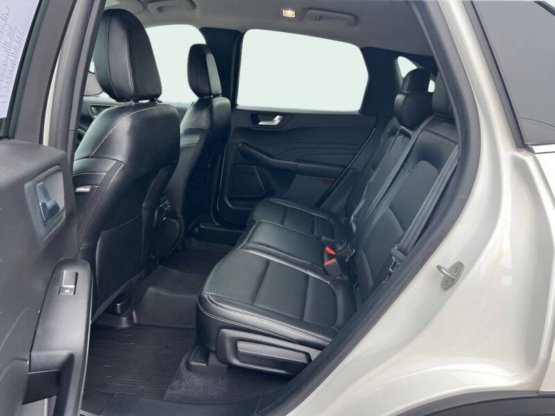 2023 Ford Escape Platinum