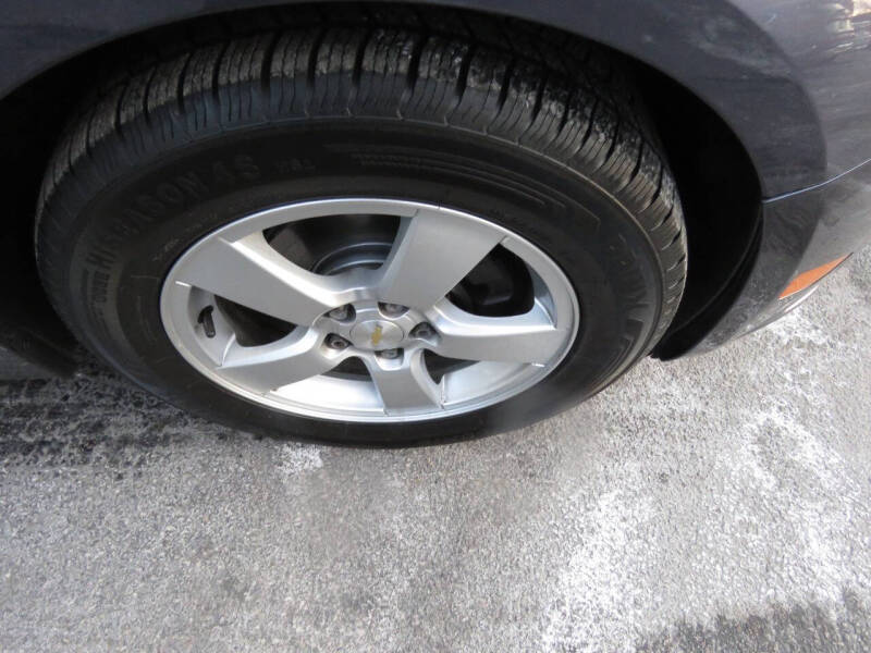 2014 Chevrolet Cruze LS Manual