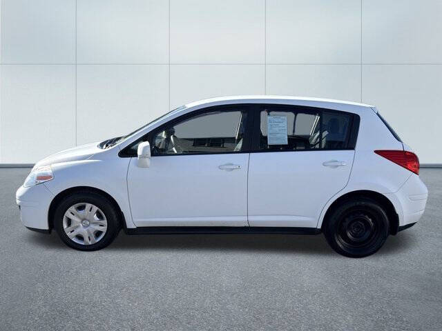 2011 Nissan Versa 1.8 S